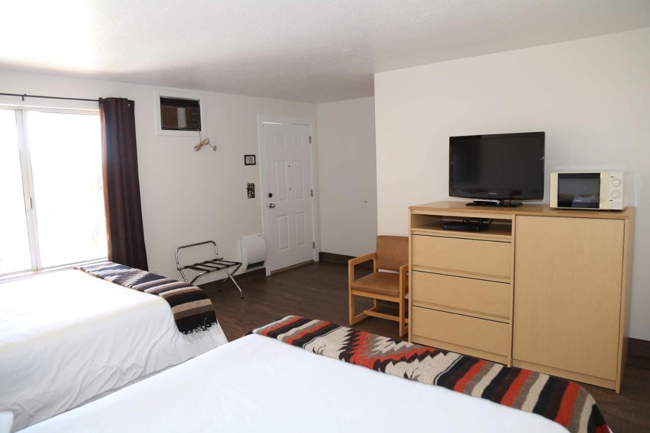 The Riverside Ranch Motel And Rv Park Southern Utah Hatch Exteriör bild