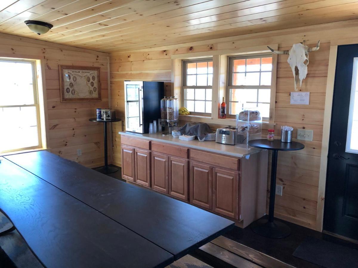 The Riverside Ranch Motel And Rv Park Southern Utah Hatch Exteriör bild