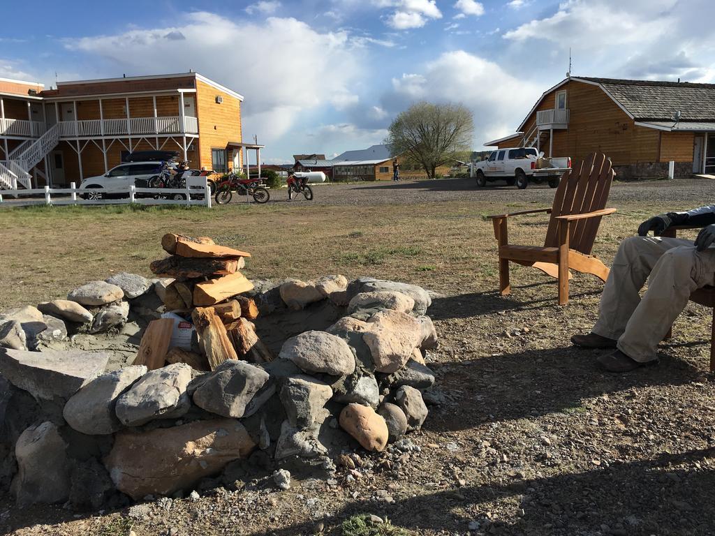 The Riverside Ranch Motel And Rv Park Southern Utah Hatch Exteriör bild